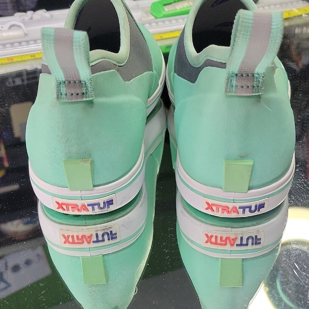 Womens 10 XTRATUF Women's Waterproof Slip-On Deck Shoes  Seafoam. Excellent Cond - Picture 3 of 8
